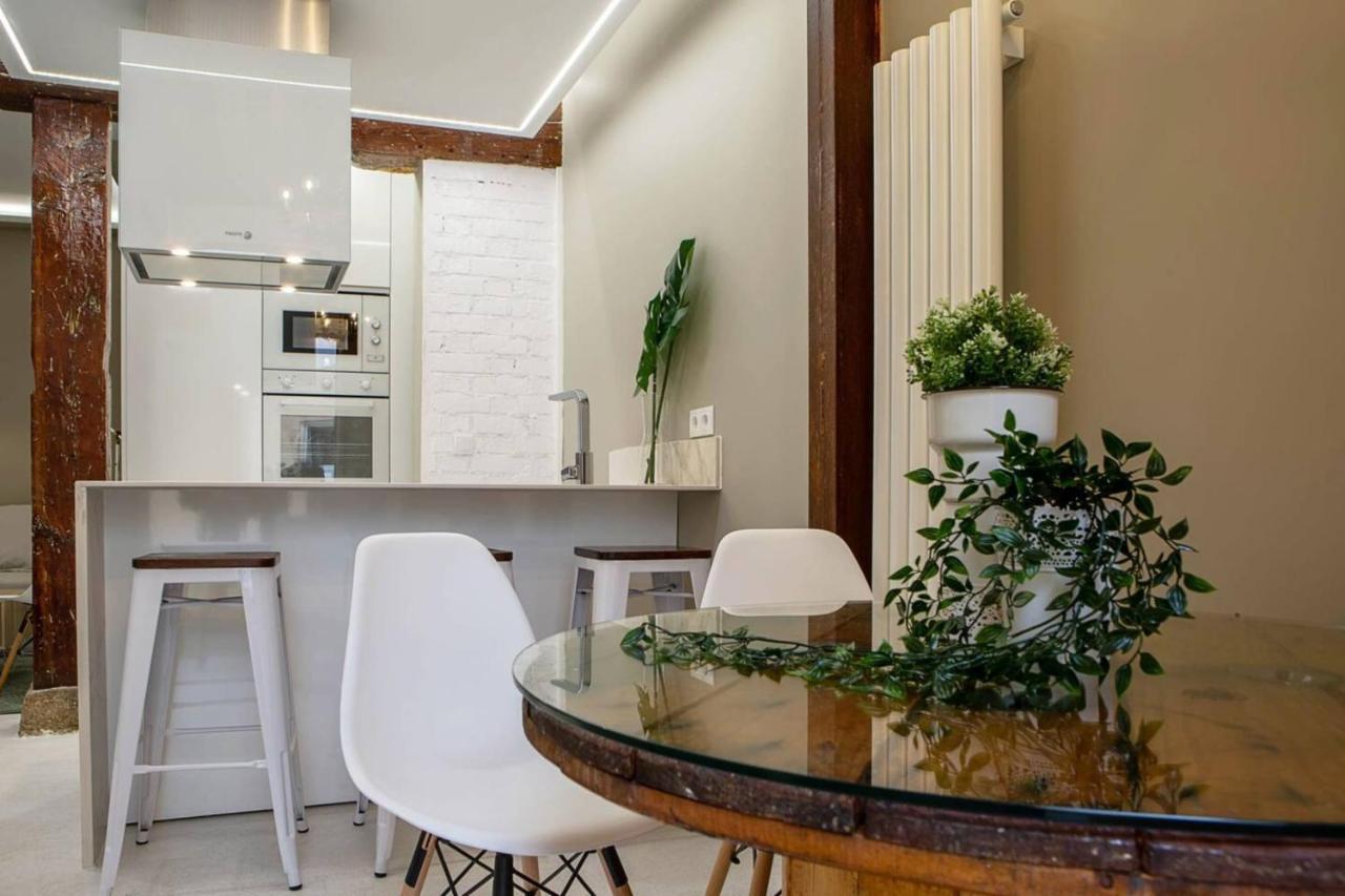 Cozy 2Bed2Bath&Patio W Bedbath In Mdrd'S Center Appartement Madrid Buitenkant foto